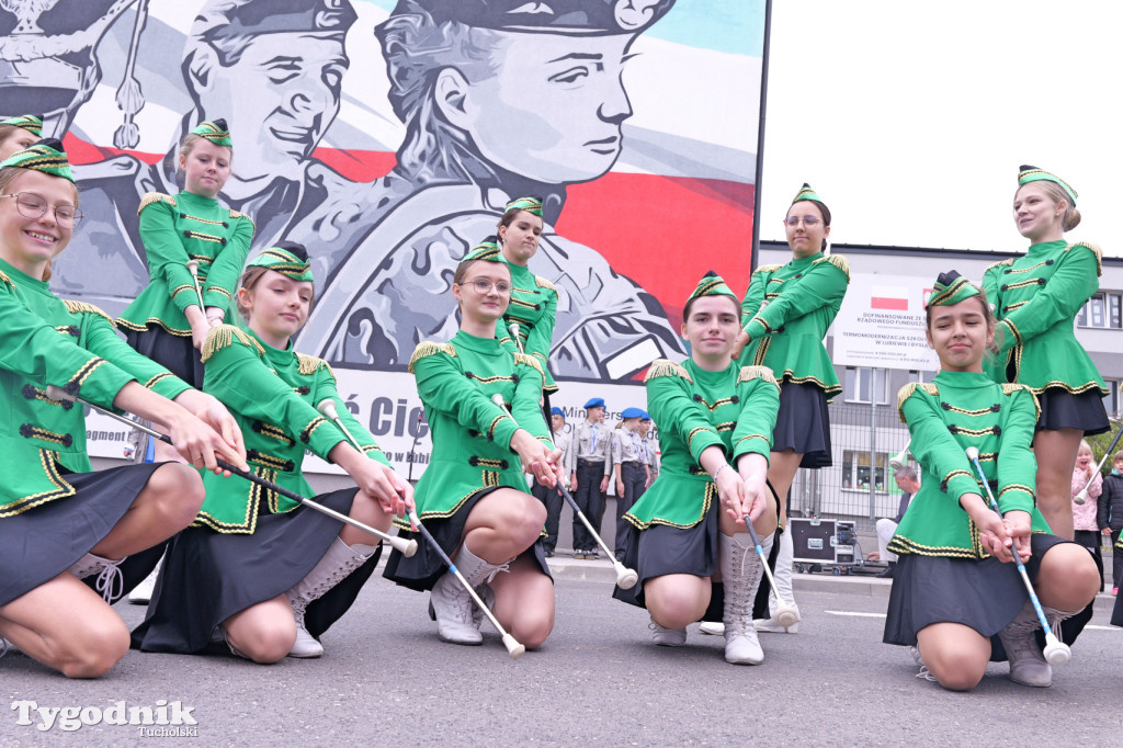 Lubiewo i patriotyczny mural. Uroczyste odsłonięcie
