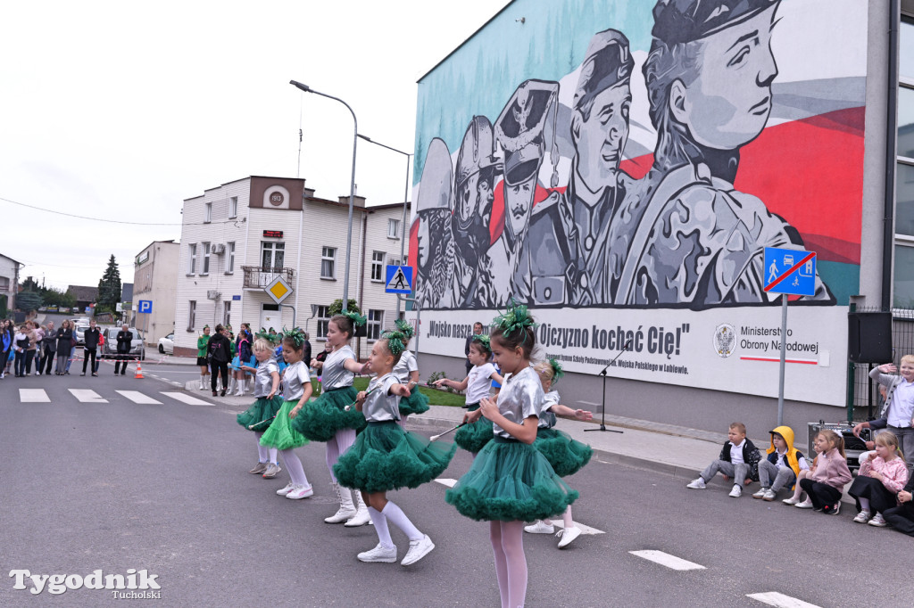 Lubiewo i patriotyczny mural. Uroczyste odsłonięcie