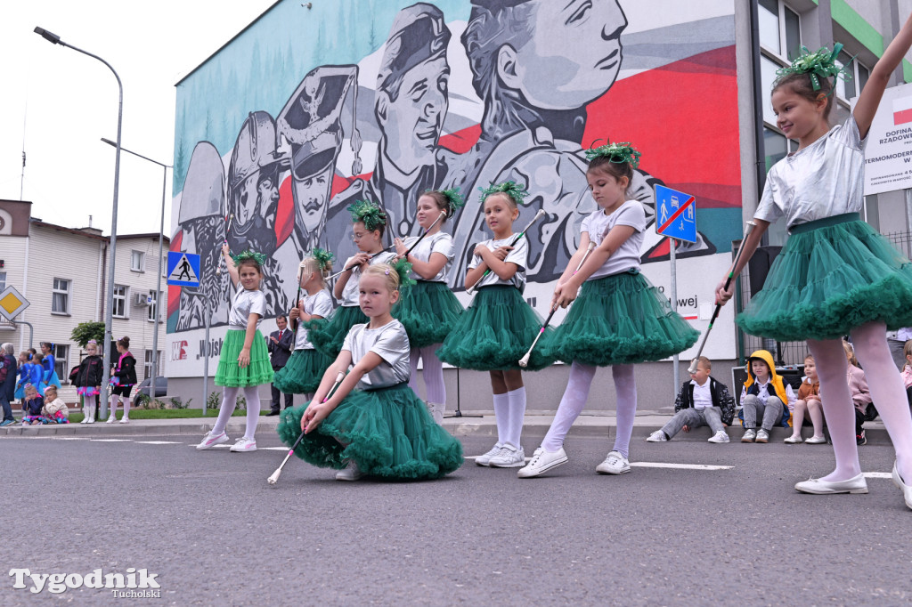 Lubiewo i patriotyczny mural. Uroczyste odsłonięcie