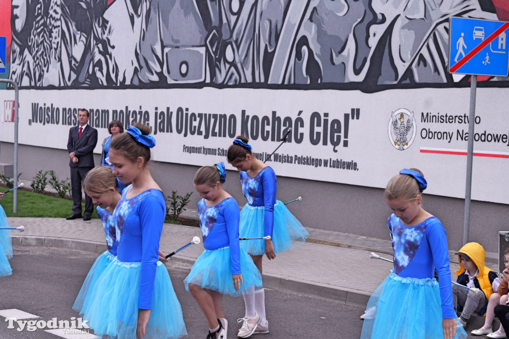 Lubiewo i patriotyczny mural. Uroczyste odsłonięcie