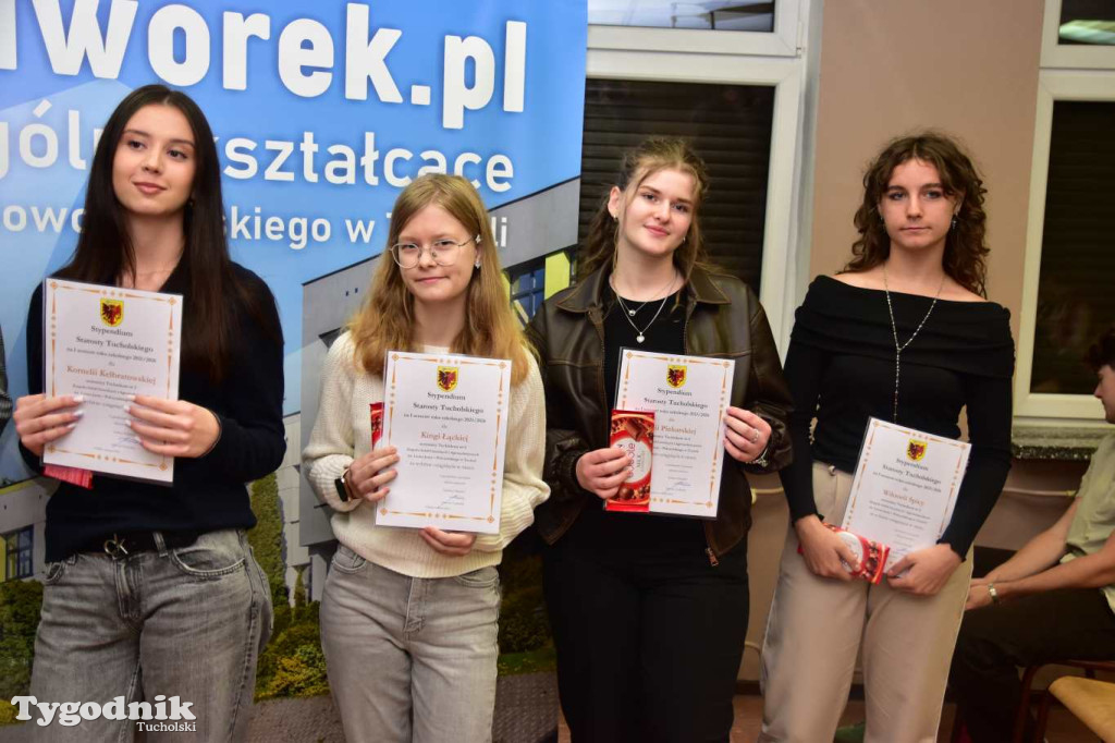 Wręczenie stypendiów starosty