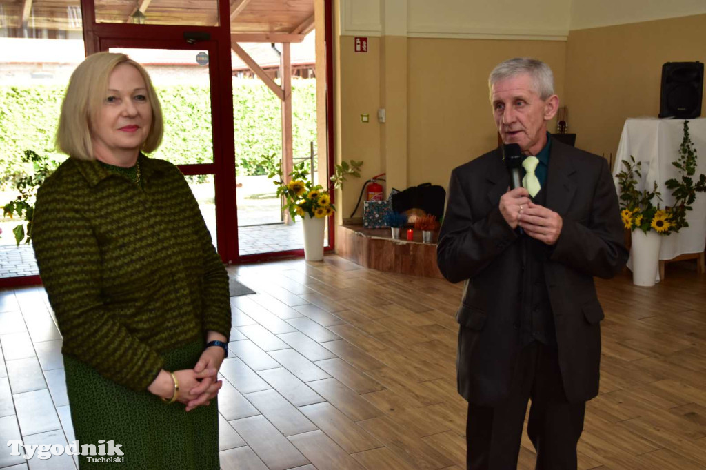 Zabawa taneczna Klubu Senior+ w Wielkim Mędromierzu