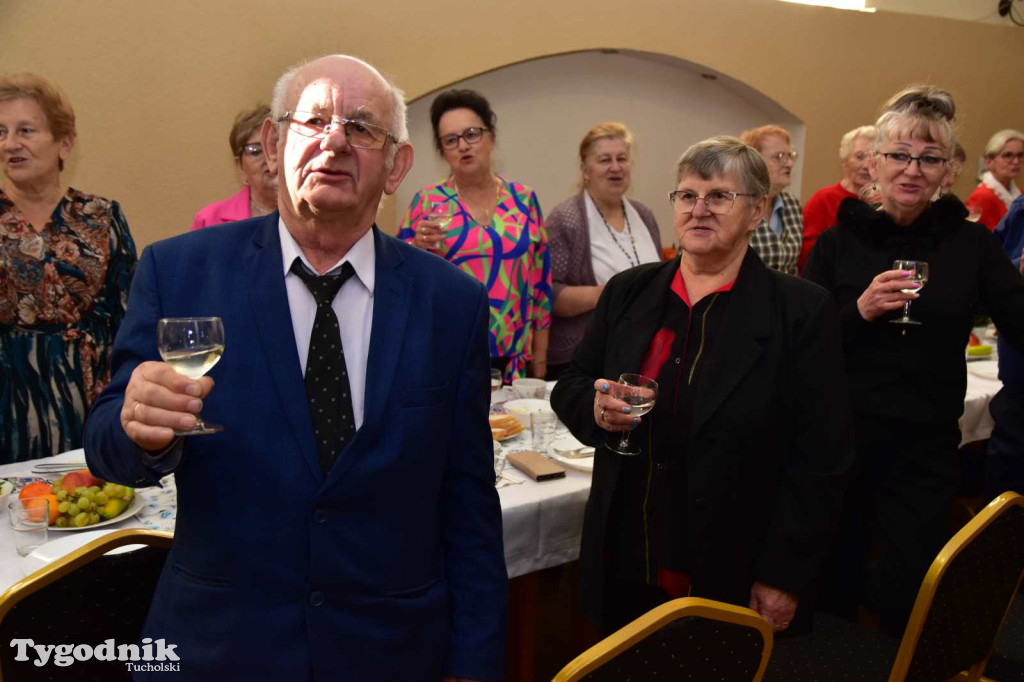 Zabawa taneczna Klubu Senior+ w Wielkim Mędromierzu