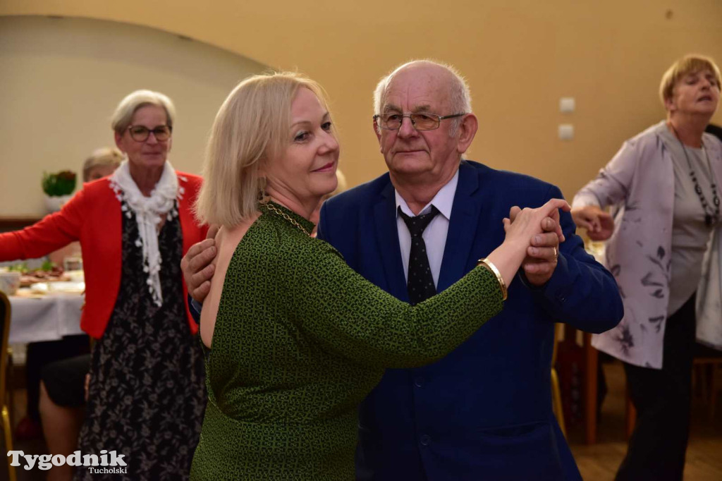 Zabawa taneczna Klubu Senior+ w Wielkim Mędromierzu