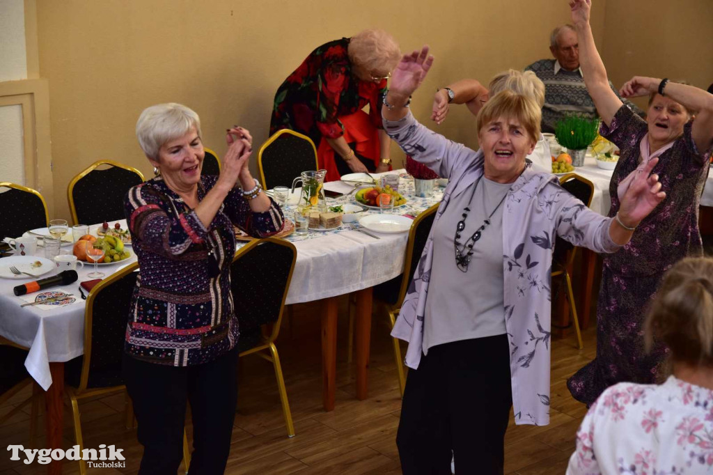 Zabawa taneczna Klubu Senior+ w Wielkim Mędromierzu
