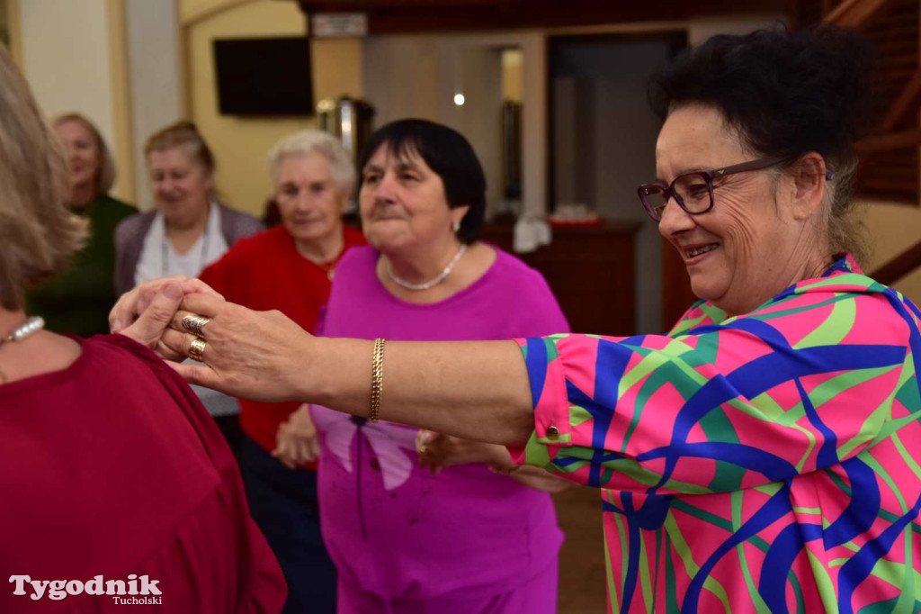 Zabawa taneczna Klubu Senior+ w Wielkim Mędromierzu