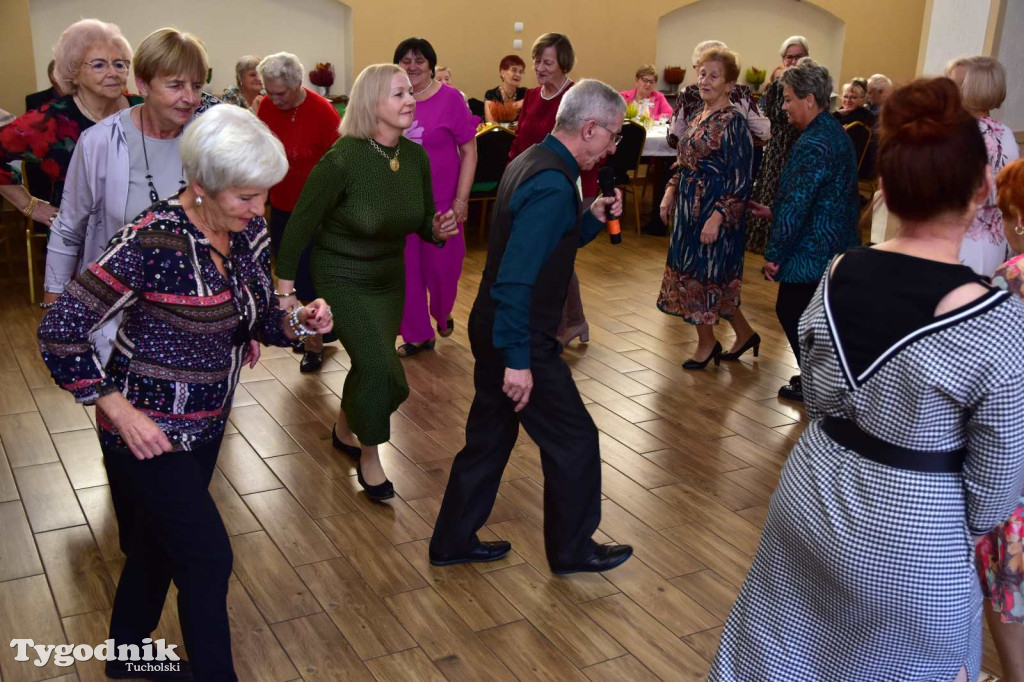 Zabawa taneczna Klubu Senior+ w Wielkim Mędromierzu