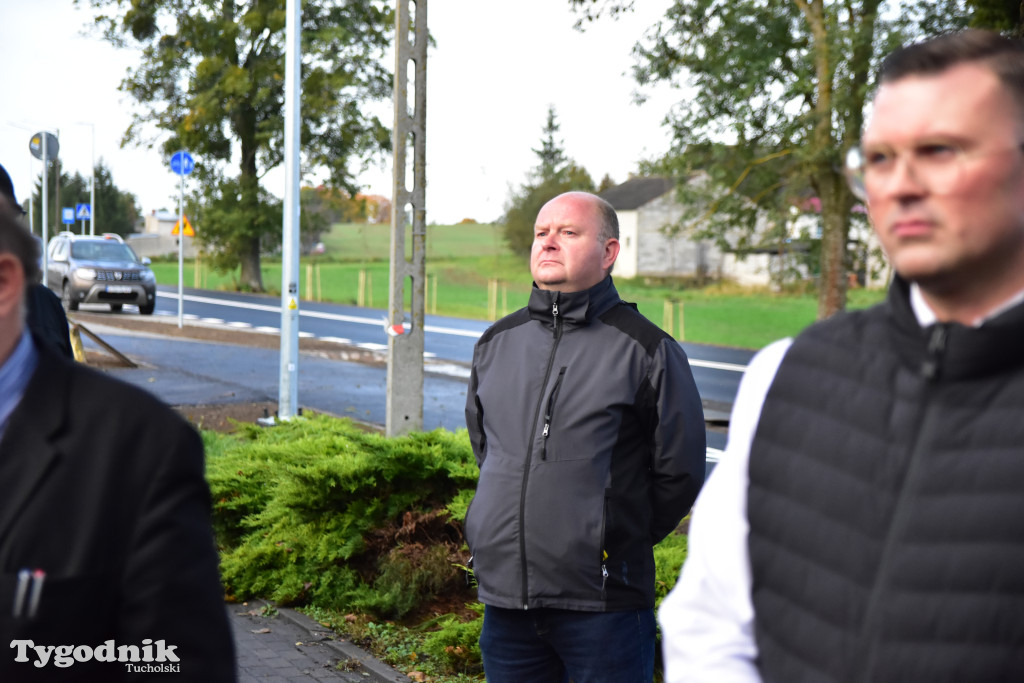 Wełpin: Uroczyście odebrano inwestycję drogową powiatu