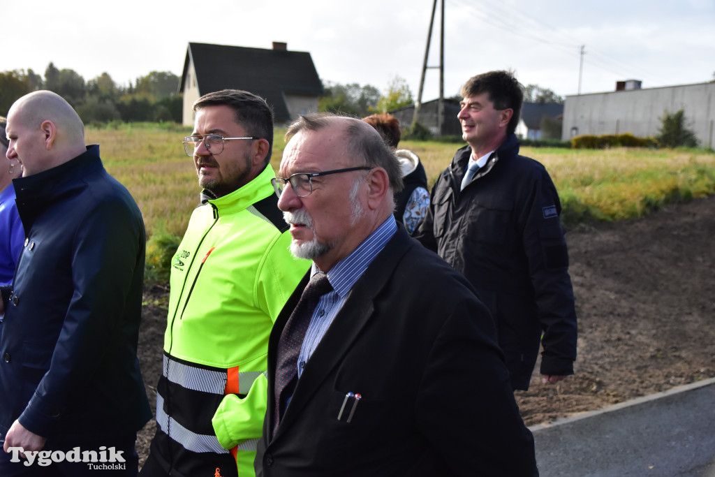 Wełpin: Uroczyście odebrano inwestycję drogową powiatu