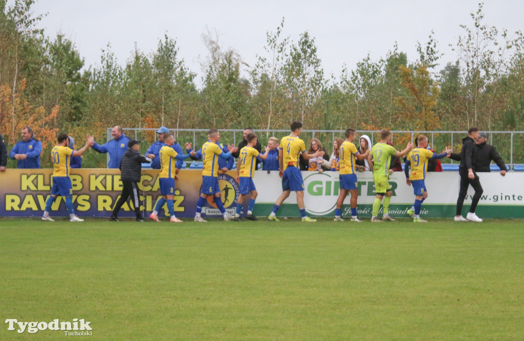 Klasa okręgowa: Rawys CEO Raciąż - Polonia Bydgoszcz 8:0 (4:0).