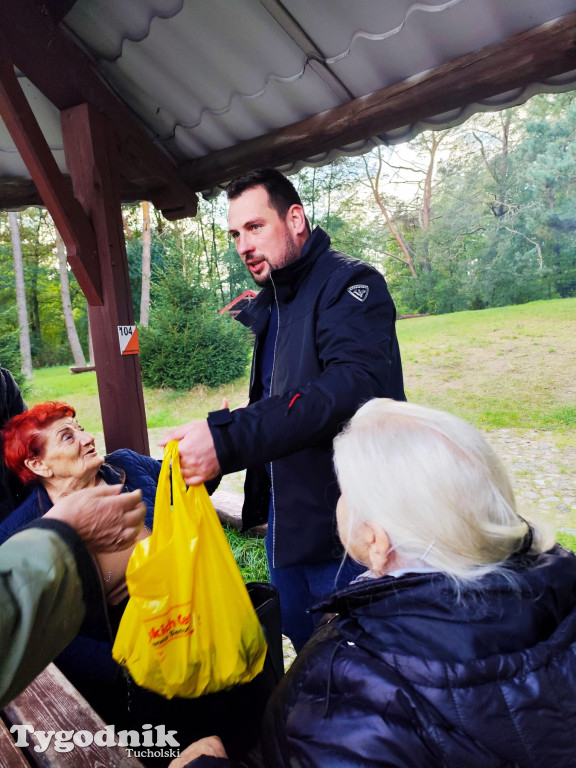 Goście z Piotrkowa nawiedzili Tucholę i Bory Tucholskie