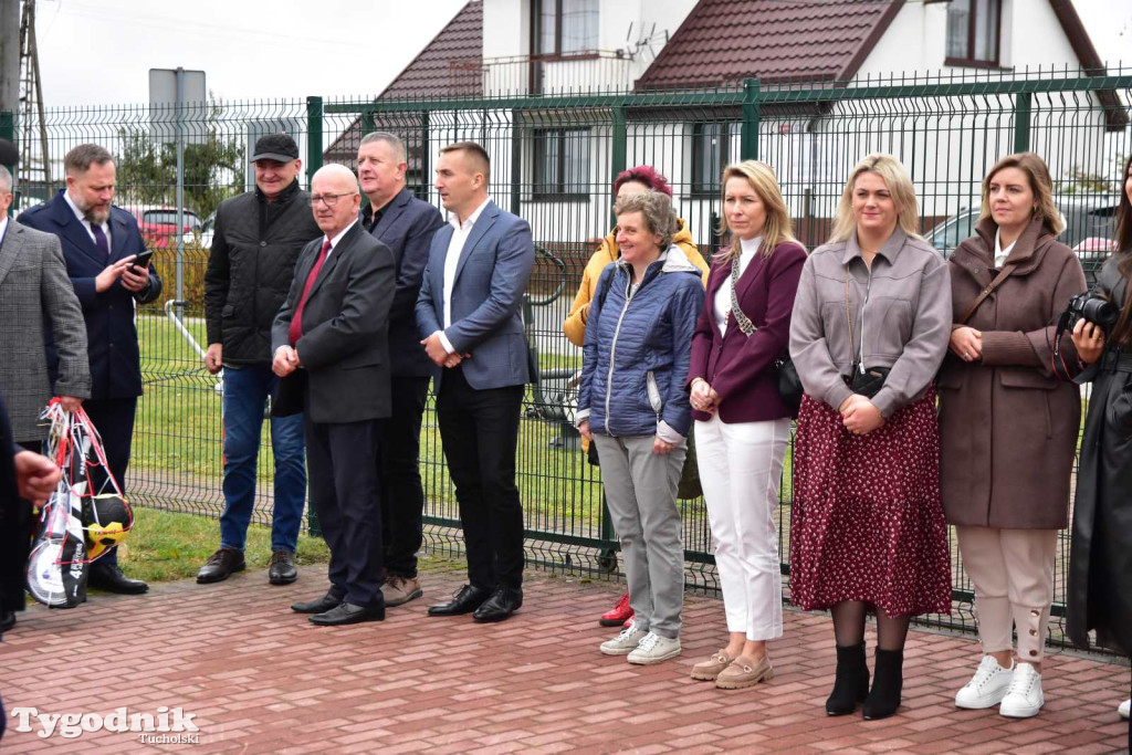 Lińsk: Uroczyście odebrano inwestycję przy Szkole Podstawowej