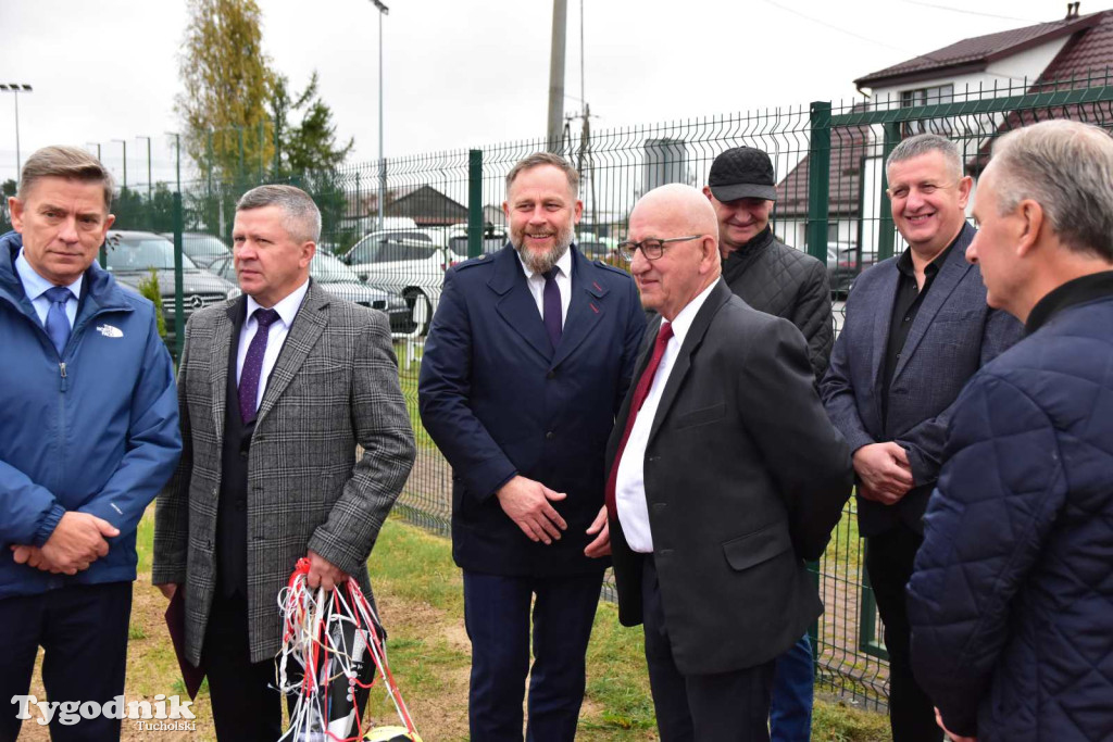 Lińsk: Uroczyście odebrano inwestycję przy Szkole Podstawowej