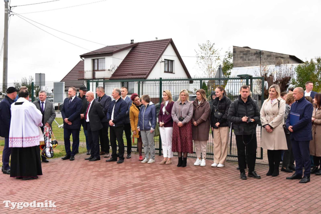 Lińsk: Uroczyście odebrano inwestycję przy Szkole Podstawowej