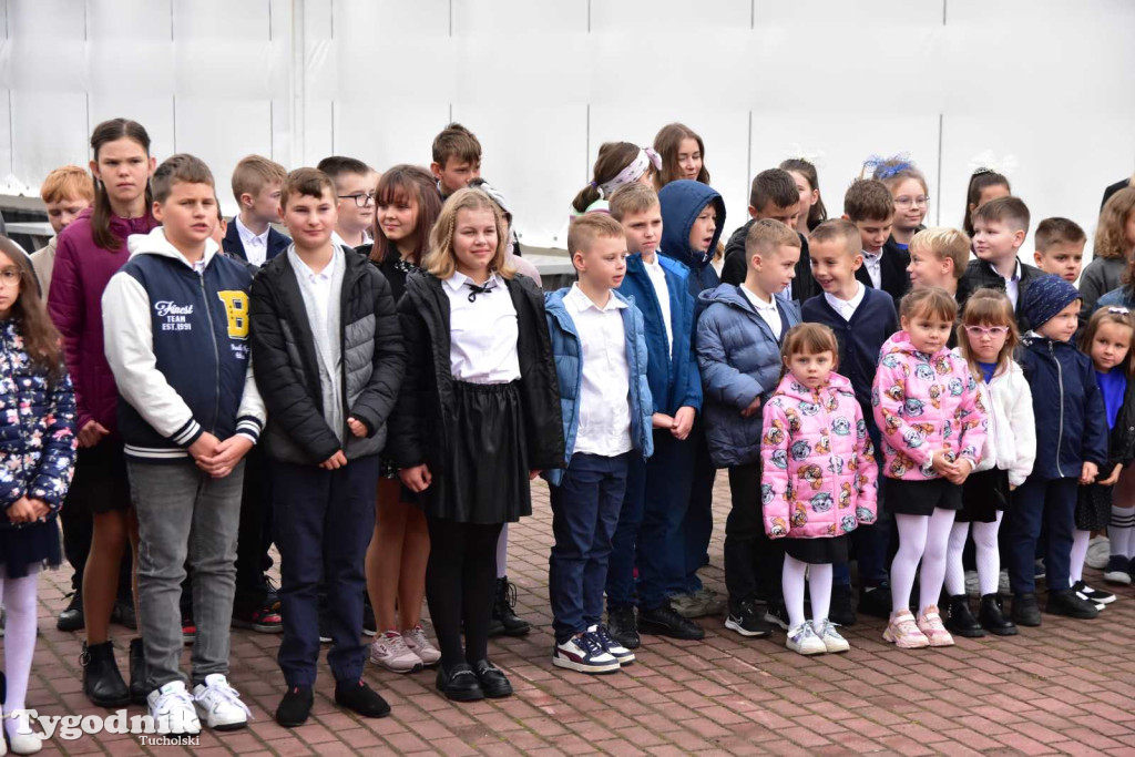 Lińsk: Uroczyście odebrano inwestycję przy Szkole Podstawowej