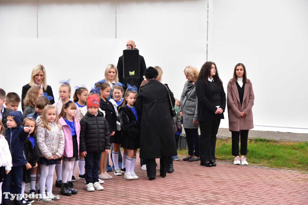 Lińsk: Uroczyście odebrano inwestycję przy Szkole Podstawowej