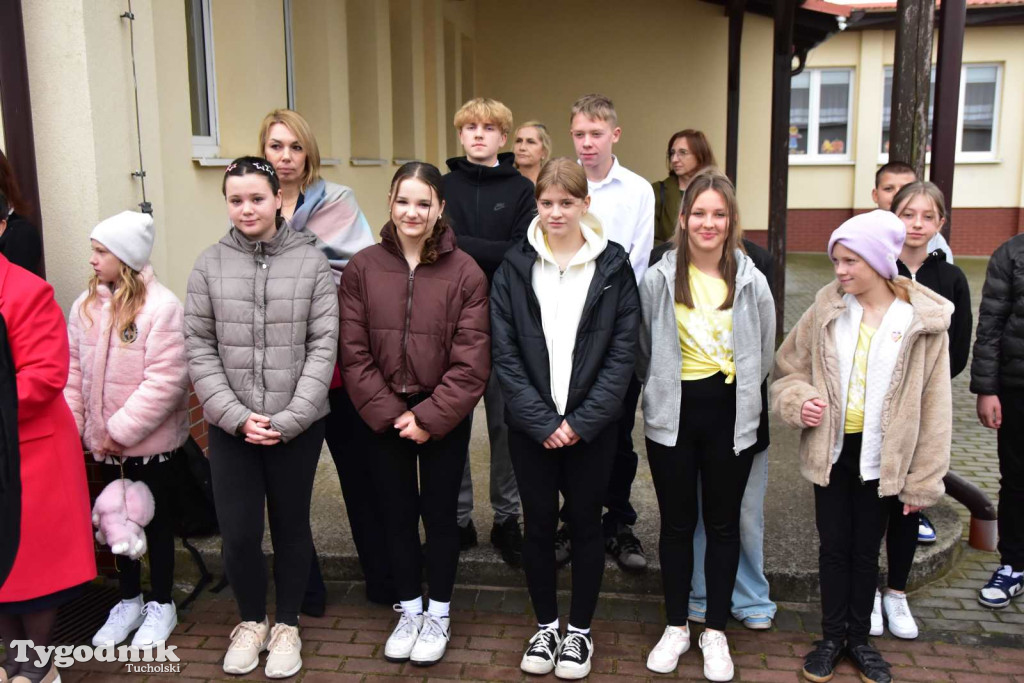 Lińsk: Uroczyście odebrano inwestycję przy Szkole Podstawowej