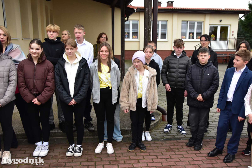 Lińsk: Uroczyście odebrano inwestycję przy Szkole Podstawowej