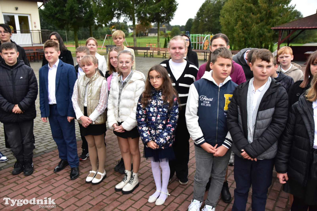 Lińsk: Uroczyście odebrano inwestycję przy Szkole Podstawowej