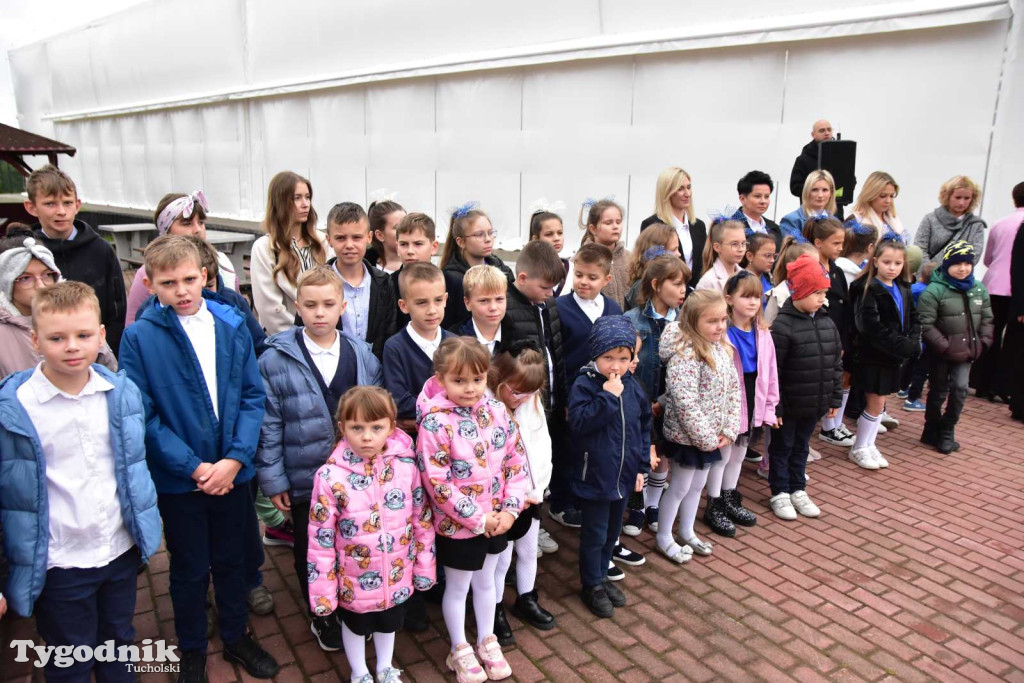 Lińsk: Uroczyście odebrano inwestycję przy Szkole Podstawowej