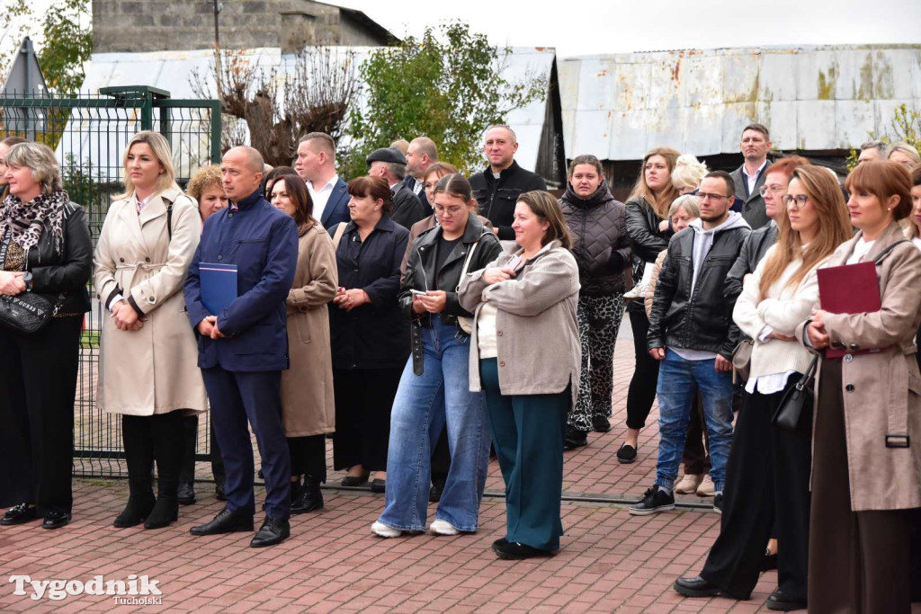 Lińsk: Uroczyście odebrano inwestycję przy Szkole Podstawowej