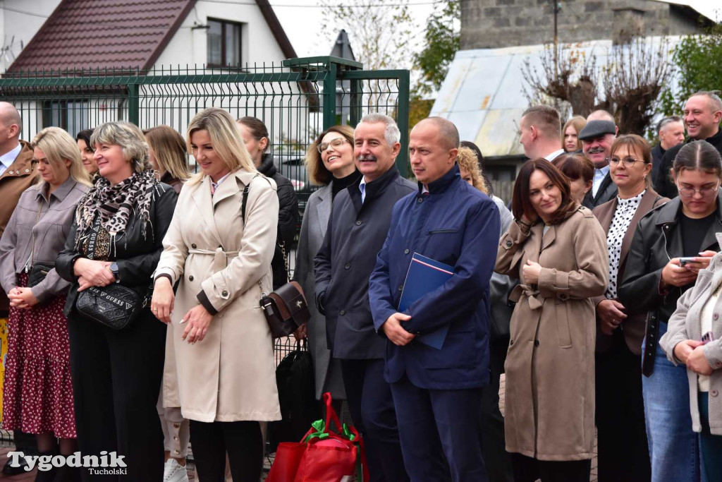 Lińsk: Uroczyście odebrano inwestycję przy Szkole Podstawowej