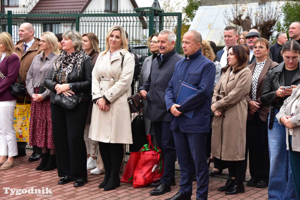 Lińsk: Uroczyście odebrano inwestycję przy Szkole Podstawowej