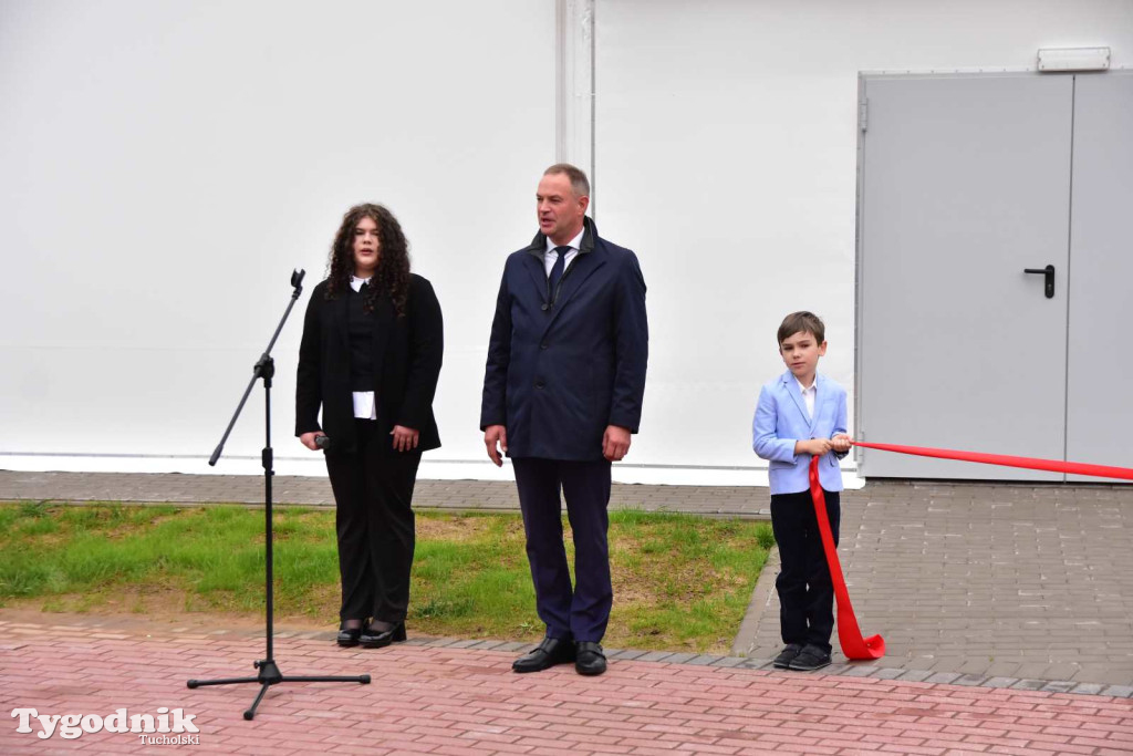 Lińsk: Uroczyście odebrano inwestycję przy Szkole Podstawowej