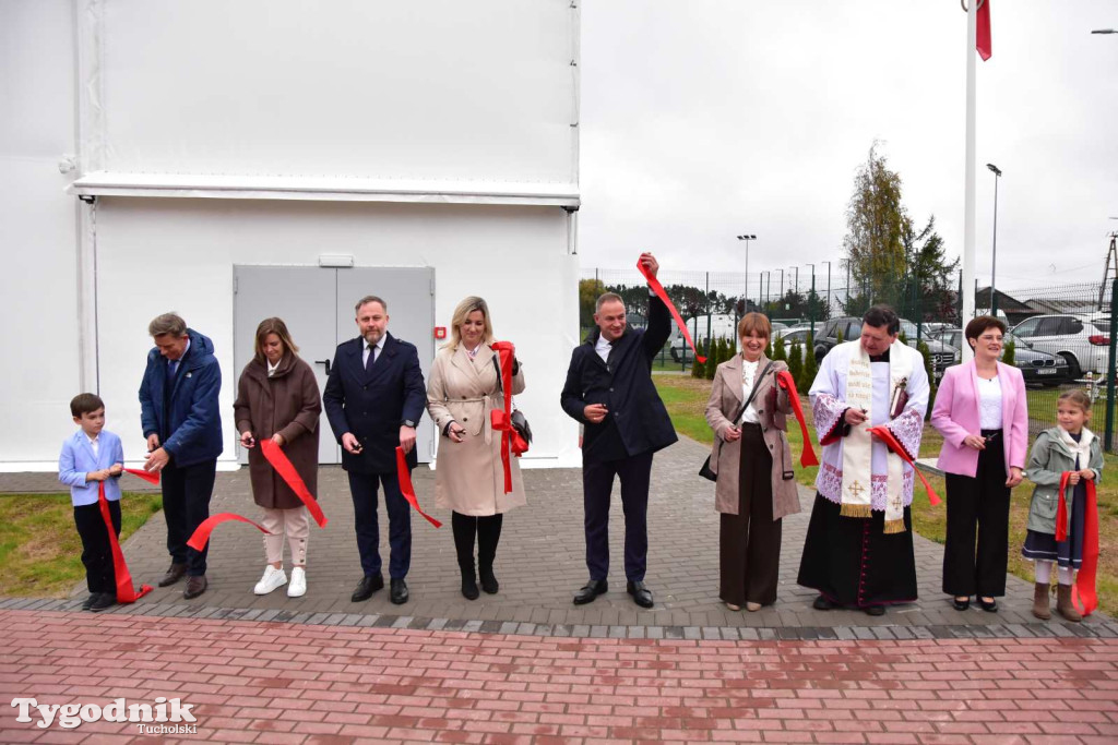 Lińsk: Uroczyście odebrano inwestycję przy Szkole Podstawowej