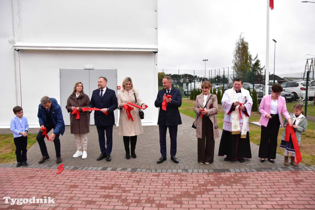 Lińsk: Uroczyście odebrano inwestycję przy Szkole Podstawowej