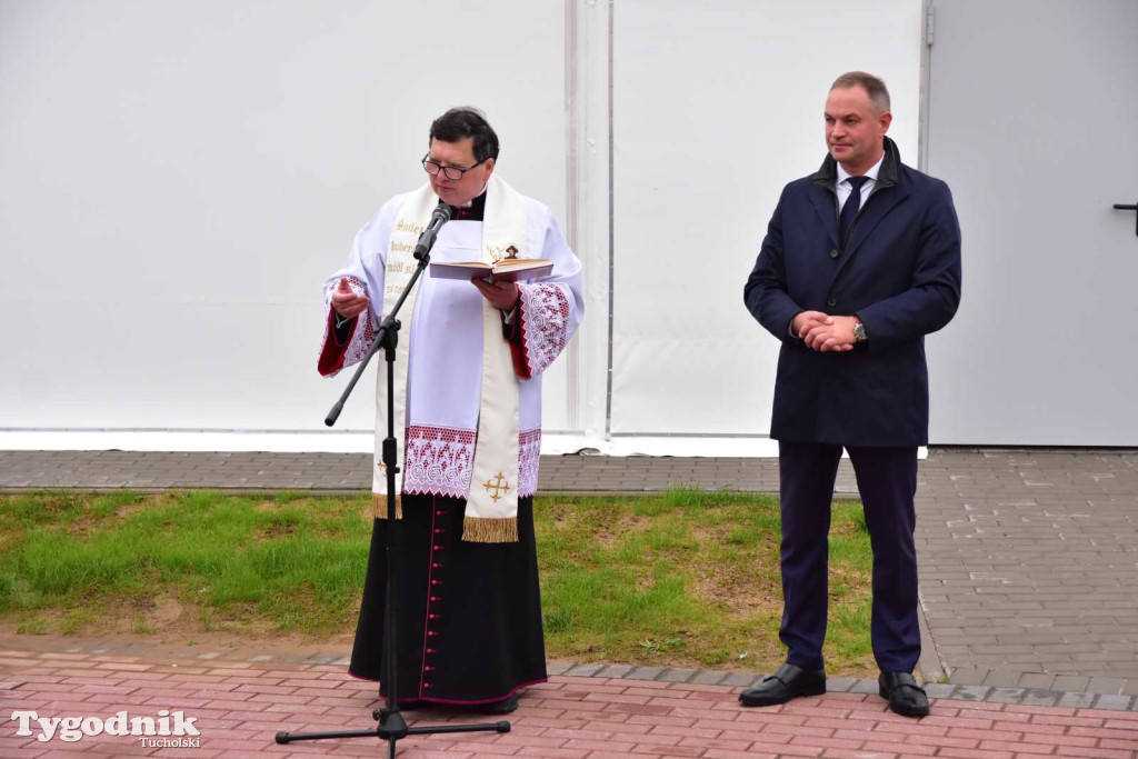 Lińsk: Uroczyście odebrano inwestycję przy Szkole Podstawowej