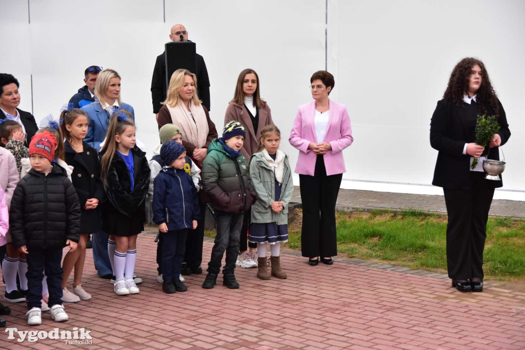 Lińsk: Uroczyście odebrano inwestycję przy Szkole Podstawowej