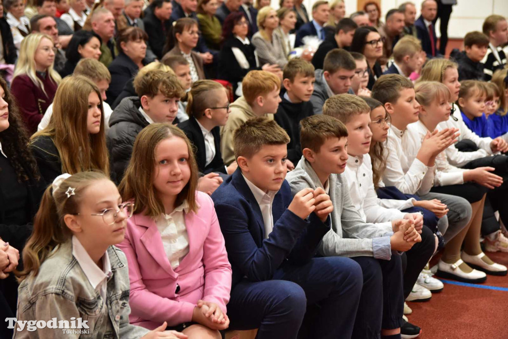 Lińsk: Uroczyście odebrano inwestycję przy Szkole Podstawowej