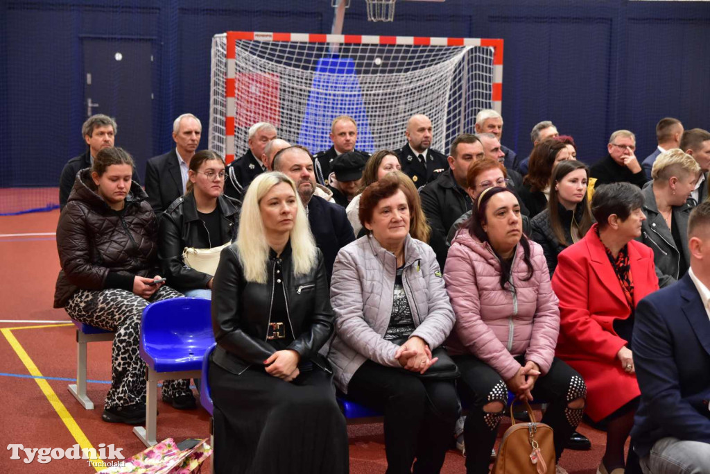 Lińsk: Uroczyście odebrano inwestycję przy Szkole Podstawowej