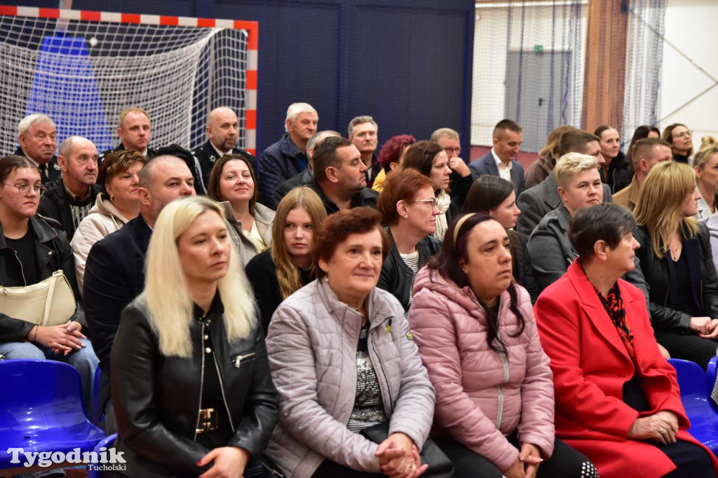 Lińsk: Uroczyście odebrano inwestycję przy Szkole Podstawowej