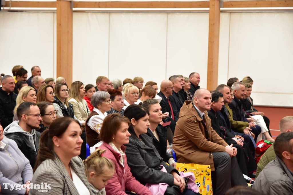 Lińsk: Uroczyście odebrano inwestycję przy Szkole Podstawowej