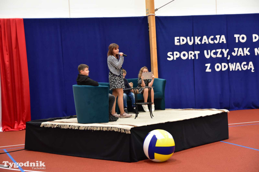 Lińsk: Uroczyście odebrano inwestycję przy Szkole Podstawowej