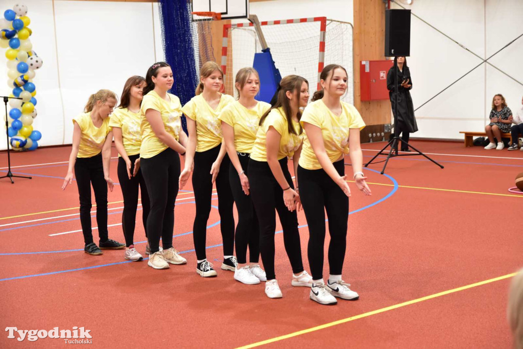 Lińsk: Uroczyście odebrano inwestycję przy Szkole Podstawowej