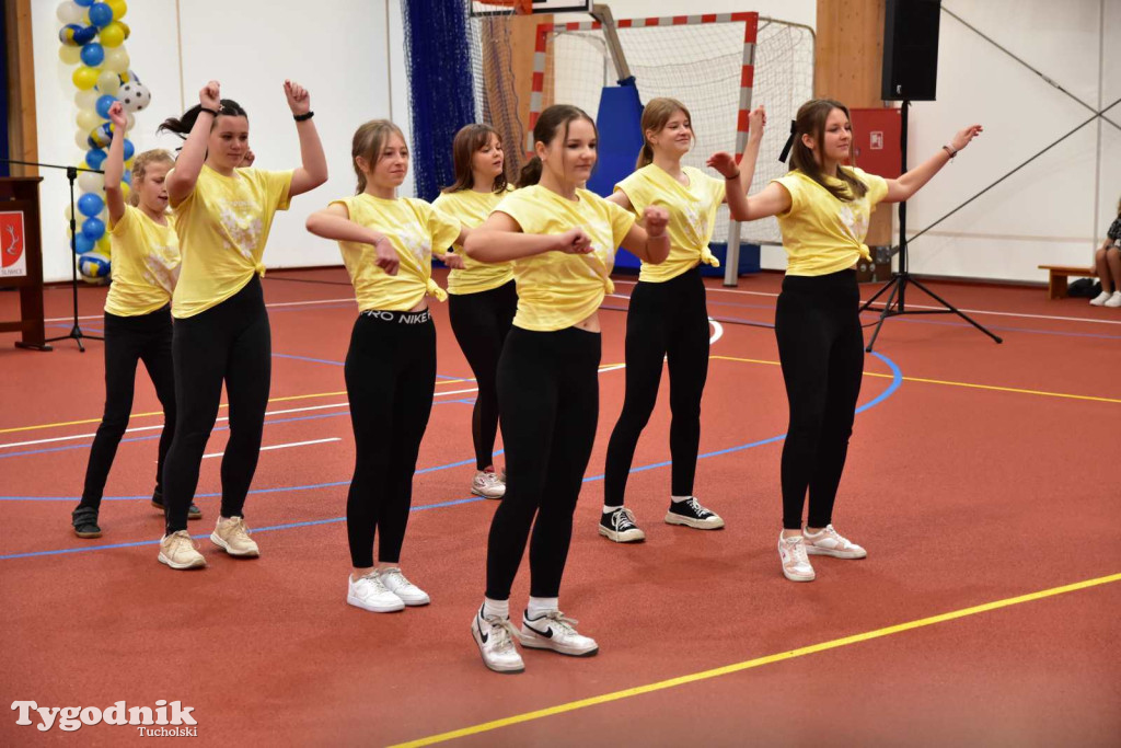 Lińsk: Uroczyście odebrano inwestycję przy Szkole Podstawowej