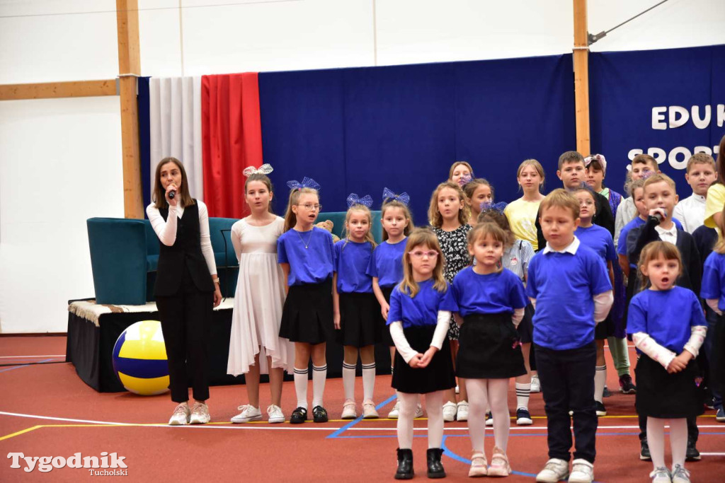Lińsk: Uroczyście odebrano inwestycję przy Szkole Podstawowej