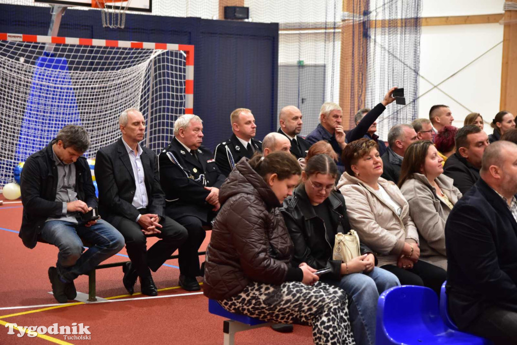 Lińsk: Uroczyście odebrano inwestycję przy Szkole Podstawowej