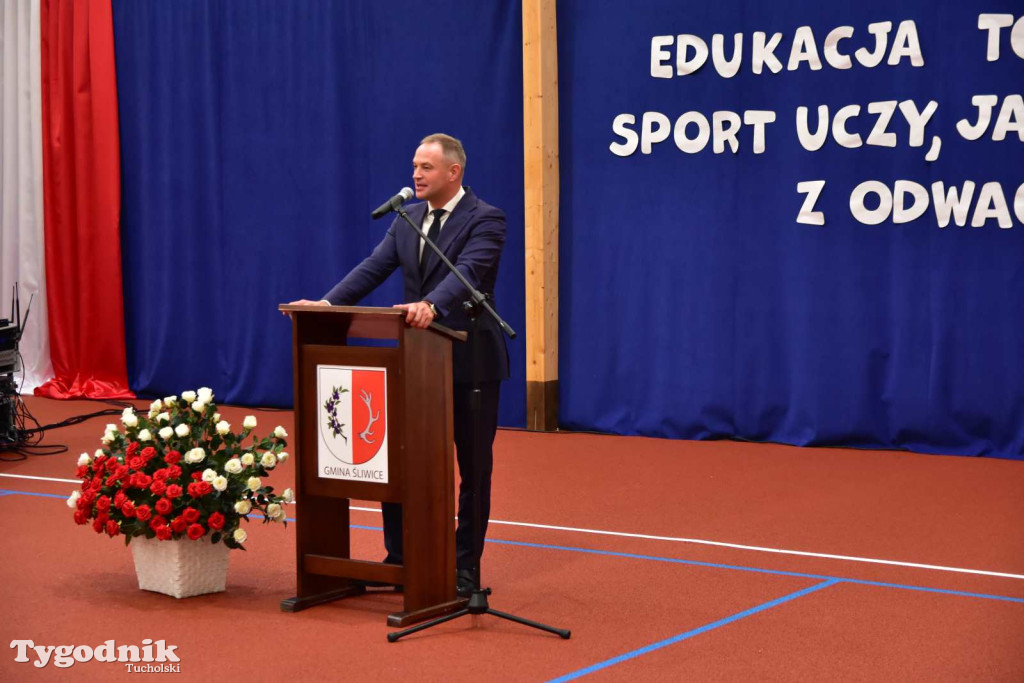 Lińsk: Uroczyście odebrano inwestycję przy Szkole Podstawowej