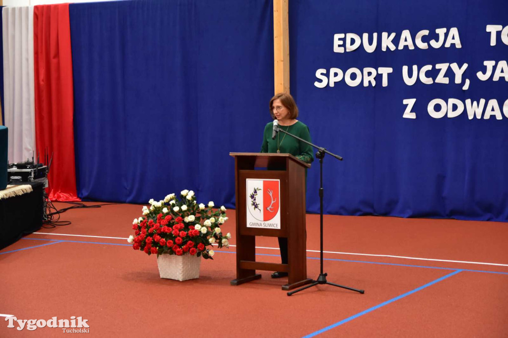 Lińsk: Uroczyście odebrano inwestycję przy Szkole Podstawowej