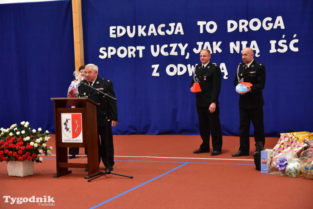Lińsk: Uroczyście odebrano inwestycję przy Szkole Podstawowej