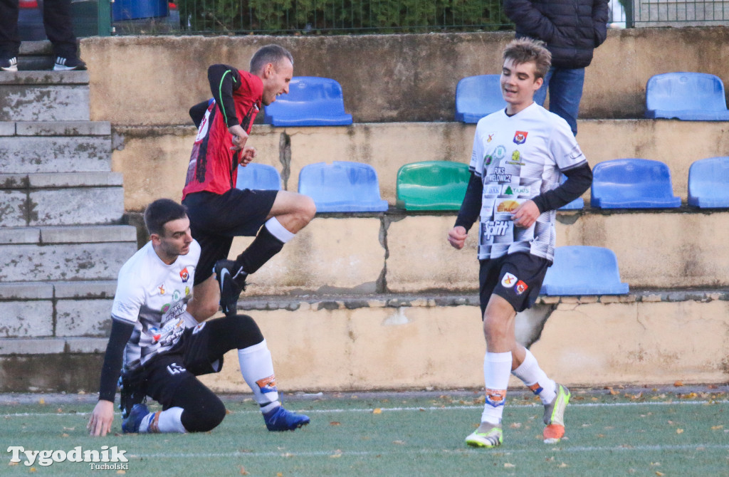 Klasa B: TKP Tuchola - Fuks Wielowicz 1:4 (0:2)