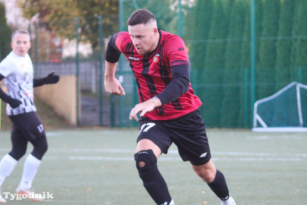 Klasa B: TKP Tuchola - Fuks Wielowicz 1:4 (0:2)