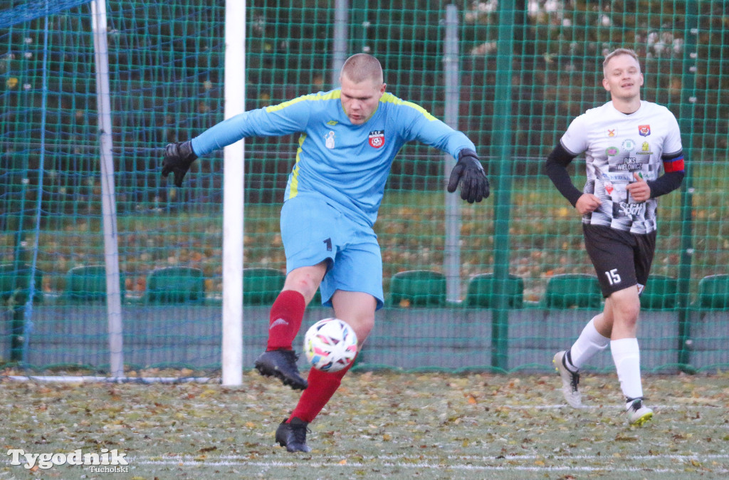 Klasa B: TKP Tuchola - Fuks Wielowicz 1:4 (0:2)