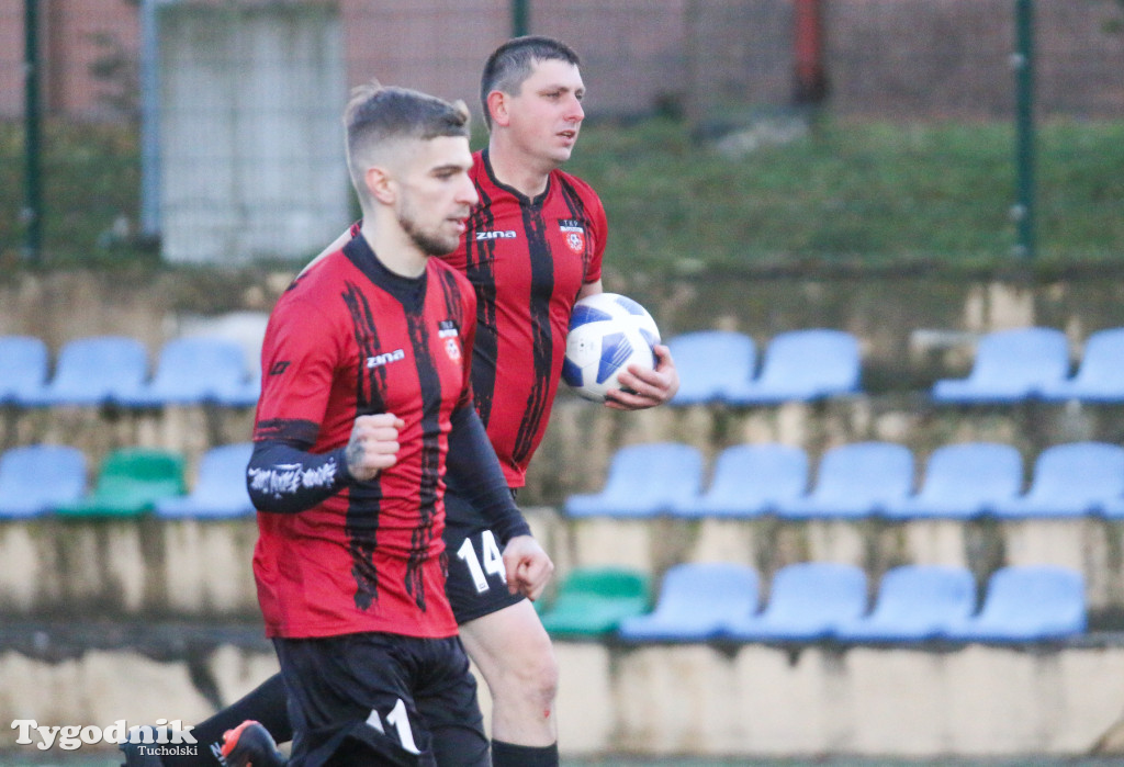 Klasa B: TKP Tuchola - Fuks Wielowicz 1:4 (0:2)