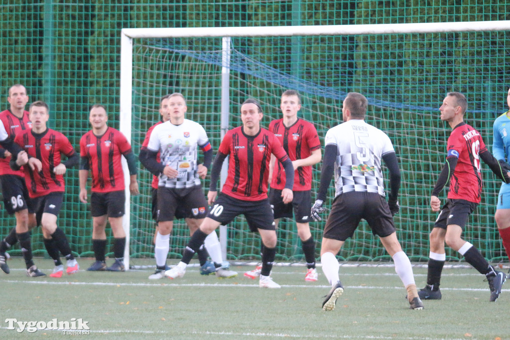Klasa B: TKP Tuchola - Fuks Wielowicz 1:4 (0:2)