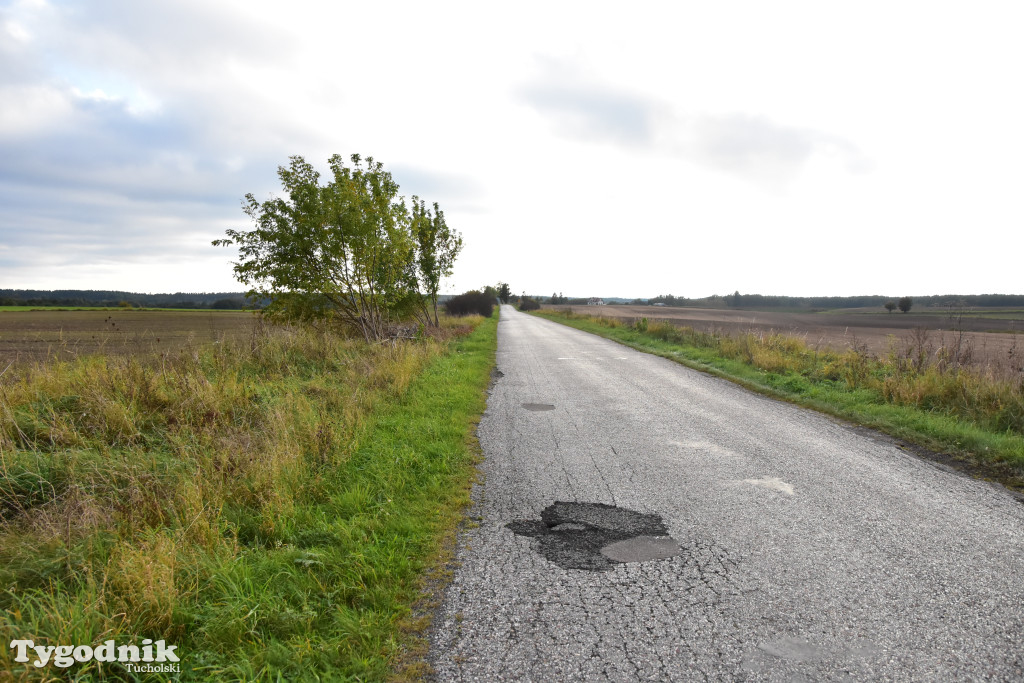 Co z drogami powiatowymi na naszym terenie? Minikowo dociska starostę i drogowców